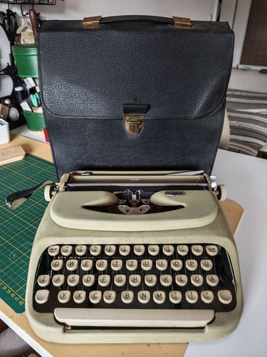 Vintage schreibmaschine royal - vintage,
