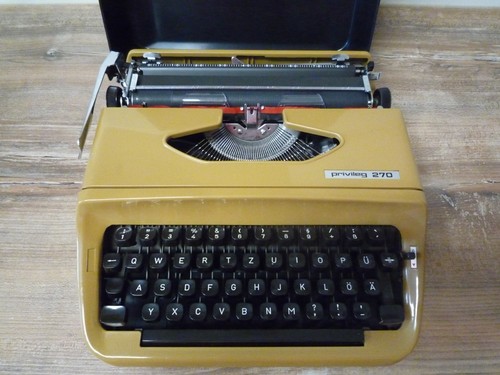 Schreibmaschine privileg 270 - ,