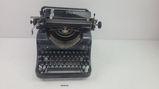 Schreibmaschine Olympia Modell