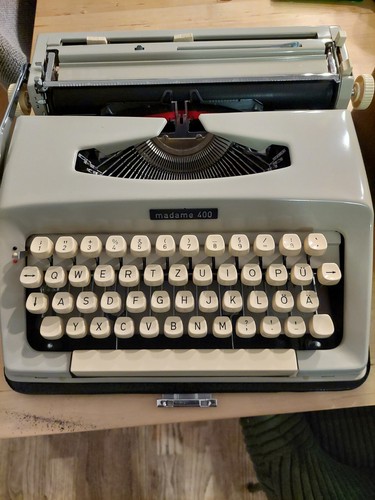 Schreibmaschine madame 400 - schreibmaschine, "madame