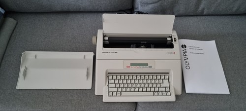 Olympia schreibmaschine - olympia,