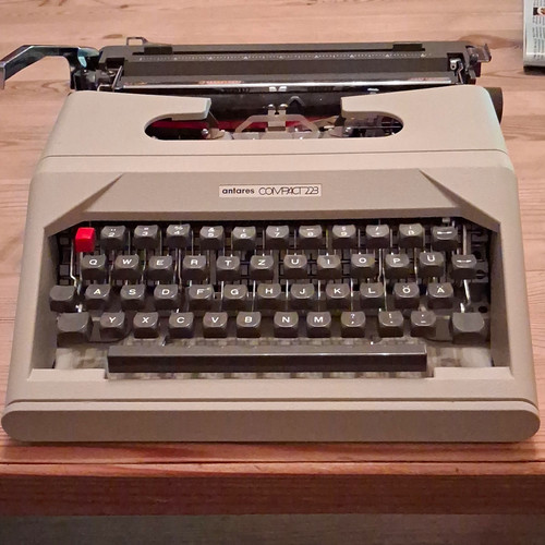 Antares compact 223 - compact,