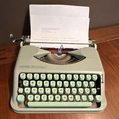 Vintage schreibmaschine hermes - vintage,