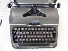 Schreibmaschine Triumph, altes