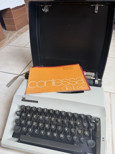 Vintage schreibmaschine mit - vintage,
