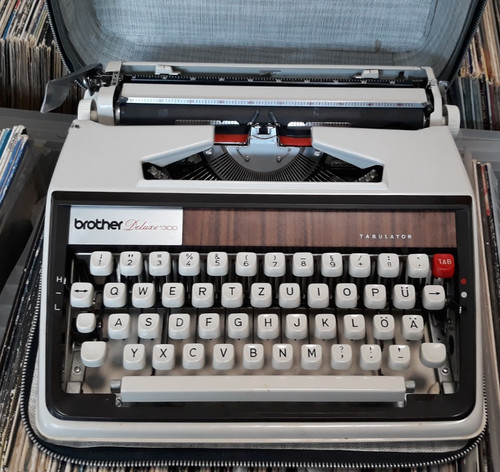 Brother delux 1300 tabulator - brother,