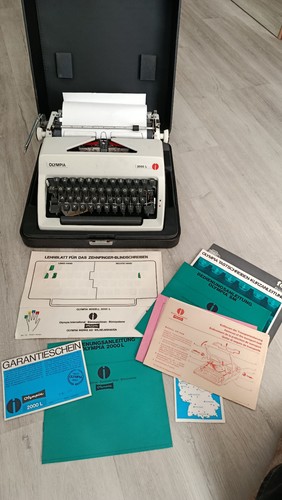 Schreibmaschine mechanisch - schreibmaschine,